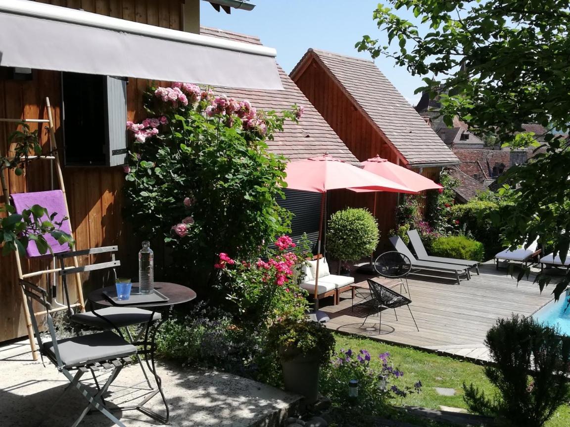 Hotel Les Perluètes à Carennac Extérieur photo