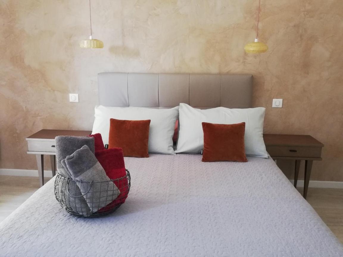 Hotel Les Perluètes à Carennac Extérieur photo